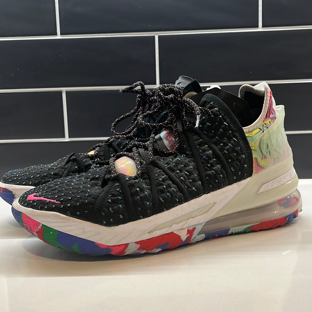 The Nike LeBron 18 “James Gang”